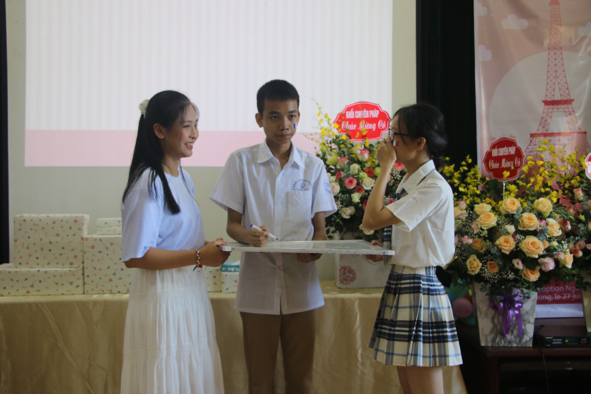 anh16